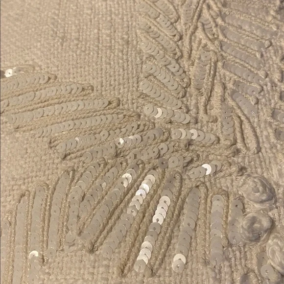 NWT Pottery Barn Palm Leaf Cream White Textured Knit Pillow Cover with sequins - Picture 5 of 11